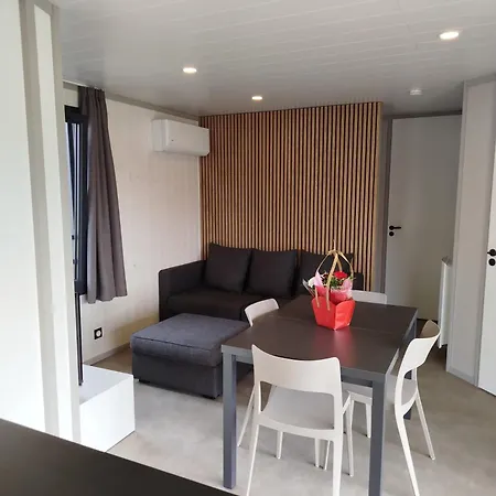 Apartment Agreable Pour 5 Personnes Dans Un Parc Residentiel Pour Des Reposantes En Famille *